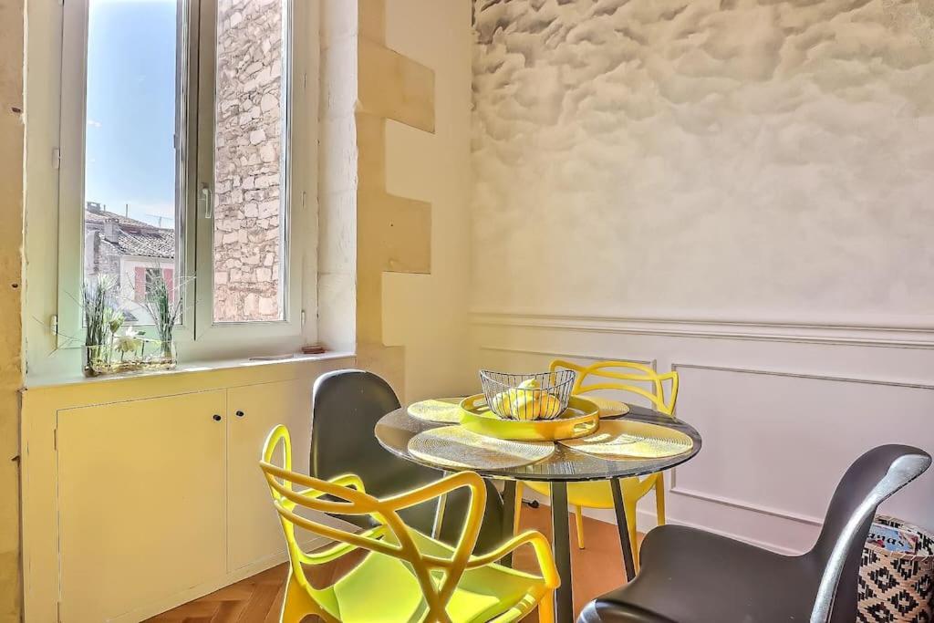 Le Yellow - Central - Climatise Nîmes Extérieur photo
